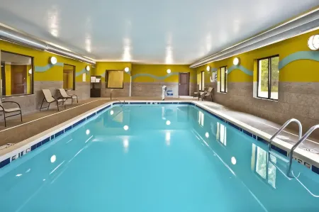 Holiday Inn Express Hastings Отели в г. Хэйстингс Чартер Тауншип