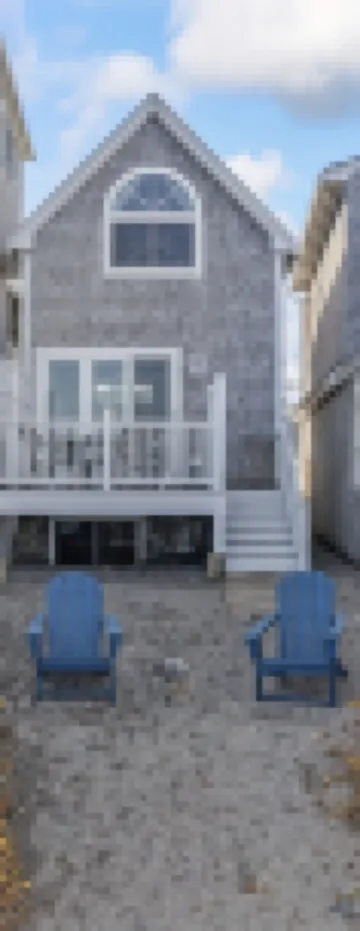 Ogunquit’s only Oceanfront Cottage on Private Ocean Beach – Perkins Cove, Maine