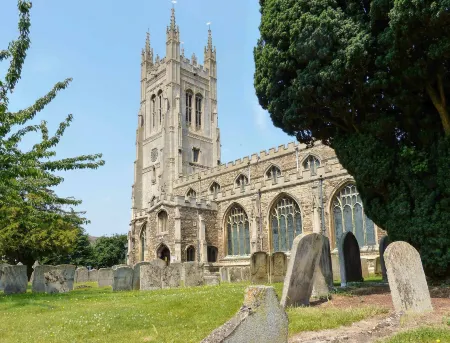 Waterfront Apartment in the Heart of St Neots