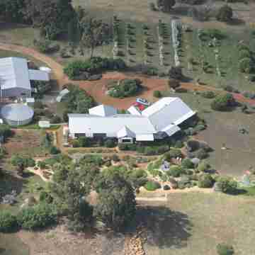Shambhala Guesthouse Hotel Exterior