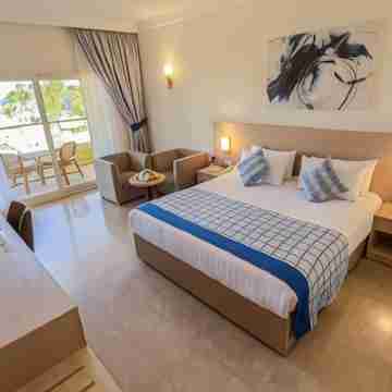 Palm Beach Resort Families and Couples Only Rooms
