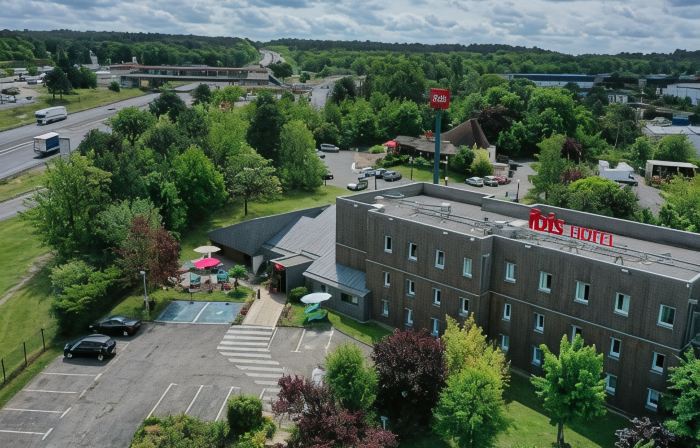 ibis Nemours