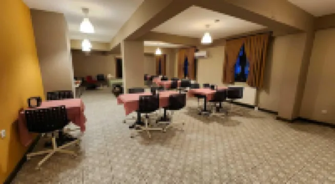 Moda Hotel