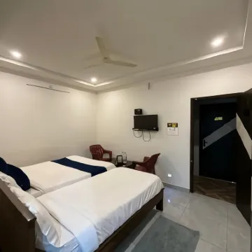 Mgr Residency Hotels near Kailasa Kona falls