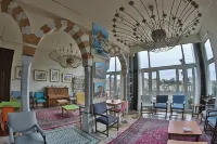 Damask Rose, Lebanese Guest House