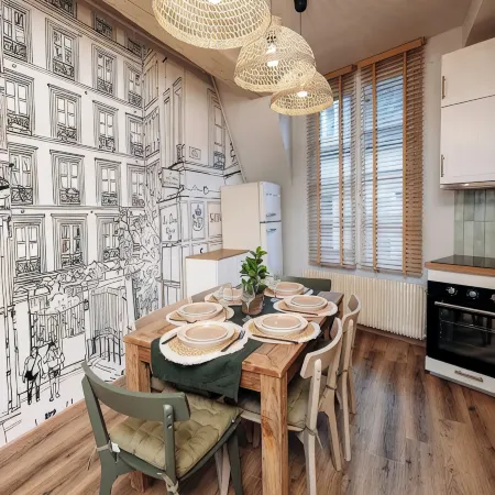 Charming urban retreat with city views