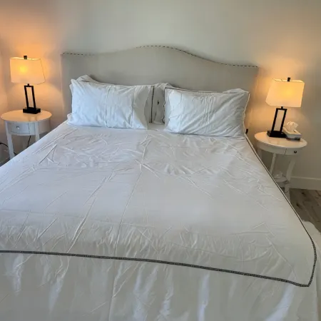 Maria’s short term rental Отели в г. Сешелт