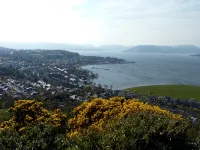 2-Bed Gourock Margaret St - Sleeps 4 - Contractors, Business & Relocations - Free Parking - Wifi
