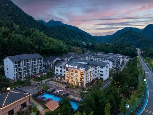 Floral Hotel·Mengsanqing Yijing Hotel (Sanqingshan Scenic Area)
