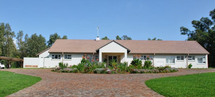Amohela Guesthouse Отели в г. Мидранд