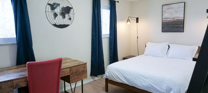 Spacious 4BR Home+Patio Retreat センテニアルのホテル