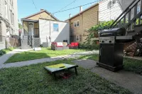 Great Location. 5min to McCormick place. Downtown. Chinatown