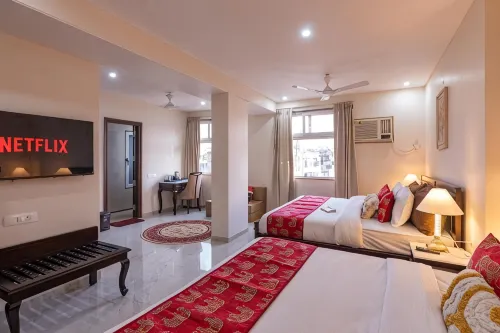 Palm Residences and Suites