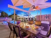 The Sky Lounge Hotels in La Mesa
