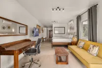 Grand Sahāna 3 | Beachfront Studio Apartment | Digital Nomad Complex - アパートメント