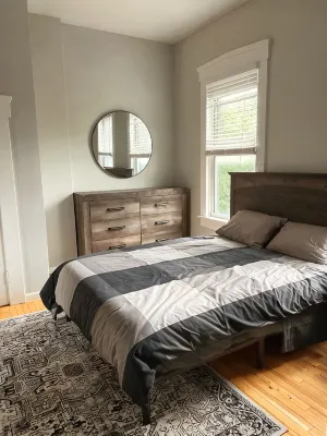 Cozy 1-bedroom apartment with WiFi, AC in charming St. Louis