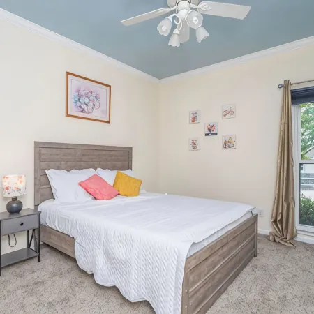 Halcyon Oasis-POOL+Dog Friendly/Close to Eastchase