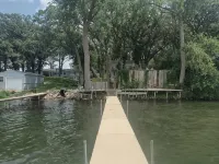 Beautiful, Quiet and Fully Renovated Lakehouse on East Okoboji Lake. - 3-Star