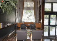 Clouds Hotel