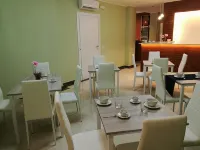 Naxos Laguna Beach - parcheggio