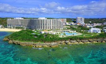 Hotel Monterey Okinawa Spa & Resort