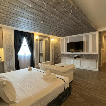 Frazel Heritage Hotel
