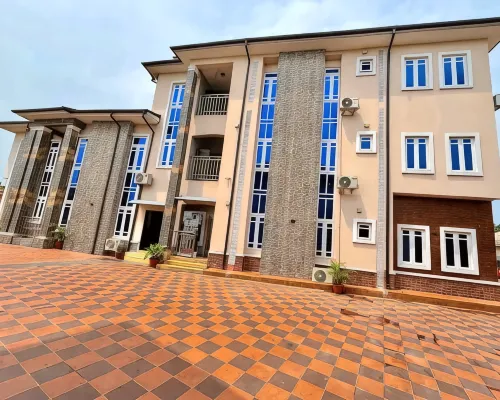 DE ROSS HOTEL & SUITES Hotels in Uyo