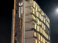 VOYAGE KAOHSIUNG BY COSMOS OTIUM Hoteles cerca de Xinxing