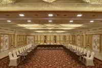 Cecil by Pearl Continental - 4-Star