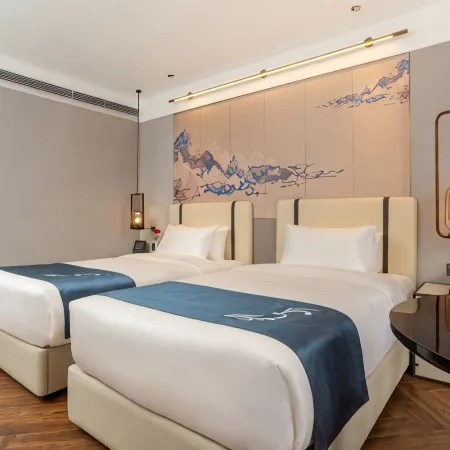 The Tianjin Eye JIANGUO PALACE Hotel