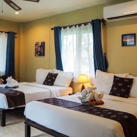 Lanta Castaway Beach Resort