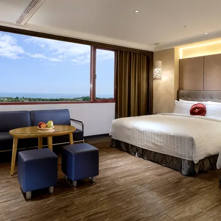 Shiny Ocean Hotel Отели рядом с достопримечательностью «Парк Наньбинь»