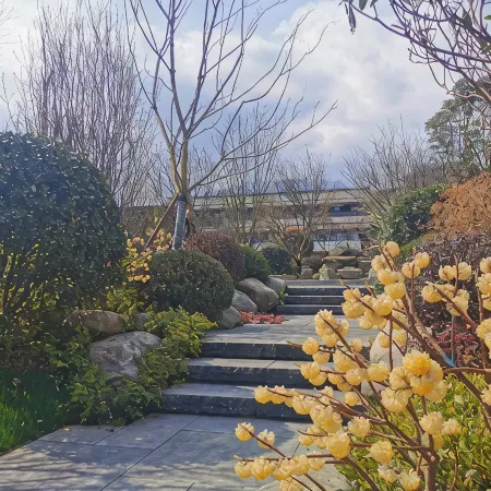 Hampton by Hilton Emeishan Scenic Area