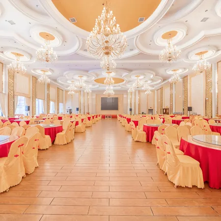 Ping Lu International Hotel