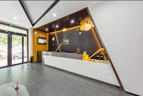 IU Hotel (Ginza Ginza, Jingdi, Huayang Road, Luzhou) - parking