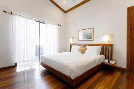 The Strand Boutique Resort
