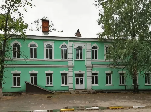 Левый берег - С парковкой