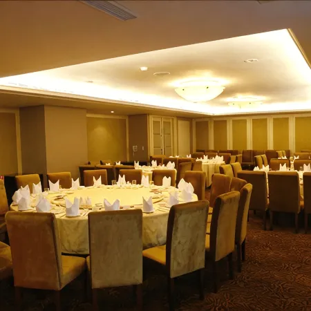 Justwin Grand Hotel