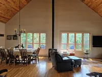 Wisconsin Dells Gathering for 15 Guests/7.5 Acres/5 mins from Downtown Dells