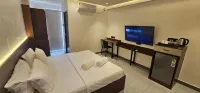 Chippy Residency Pallikaranai