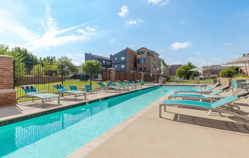 3-bedroom Modern apartment in downtown Bricktown with 24/7 gym and pool - Apartments