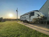 Charming Fifth Wheel Getaway in Tahlequah
