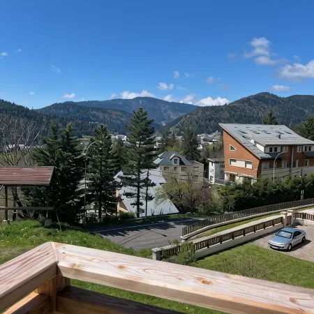 Spacious house ideally located. Confort + for 6 people, private parking
