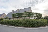 "villa Westhoek", Spacious & Stylish 4 Bedroom Villa for 8 People Near Ypres - Villas