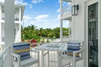 NEW - Oceanfront FL Keys Home w/Pool, Free Dockage, Gameroom, Private Balcony