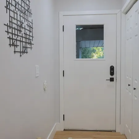Beautiful 3-bedroom house by Sinks Canyon
