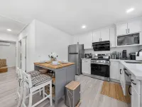 Chic & Fresh 2BSuite in Glendora Hotels in Glendora