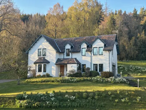 Lovely 3 Bedroom House, peaceful surrounds in Highland Perthshire- Pet Friendly! - Homestays