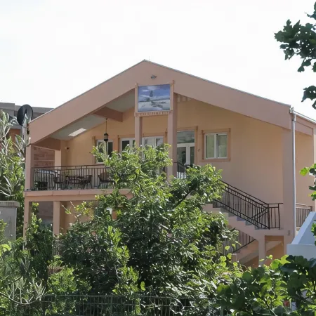 Apartments Centar Sutomore