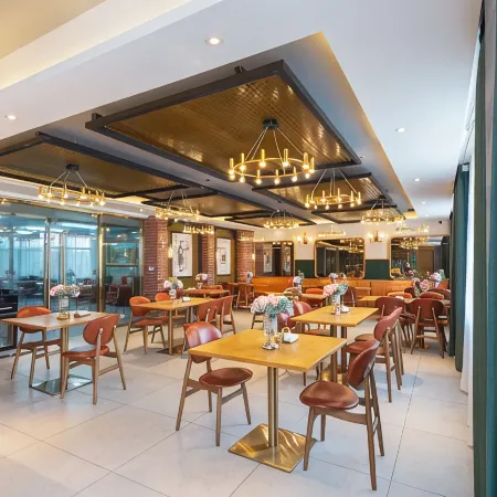 James Joyce Coffetel Hotel (Wudi Lubei Tongli International Trade City)
